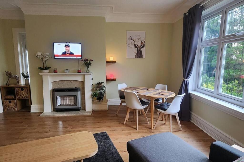 Spacious Guest Flat Near Roundhay Park Leeds  Eksteriør bilde